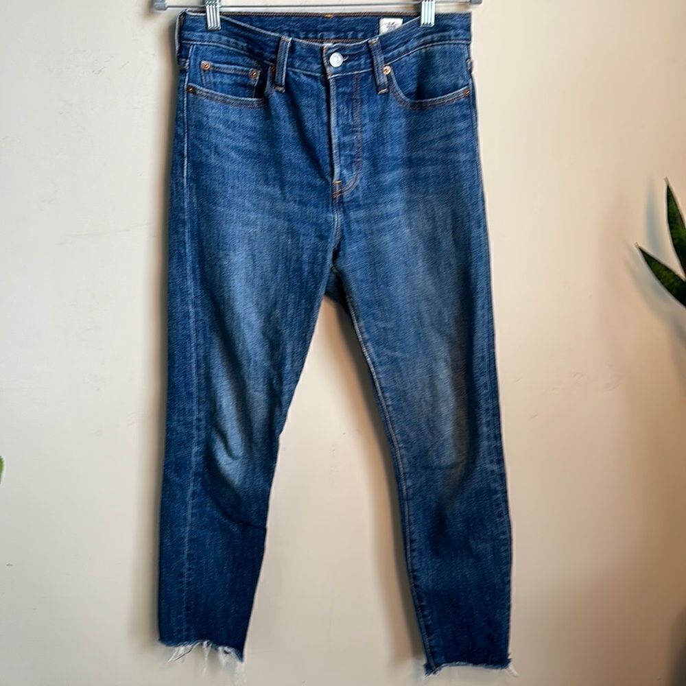 Levi’s White Oak Cone Denim Blue Jeans 28